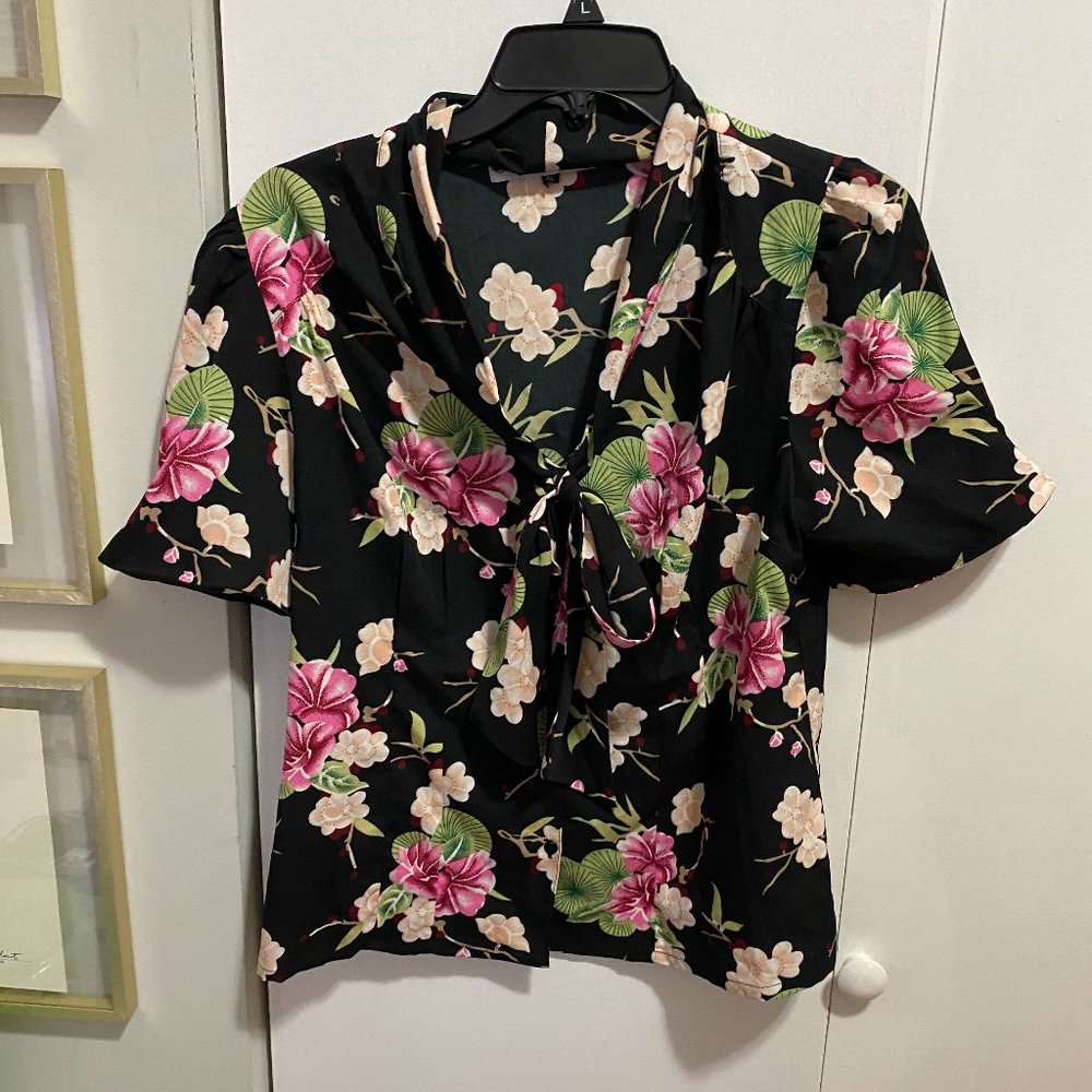 Modcloth Tropical Floral Tie Neck Blouse
